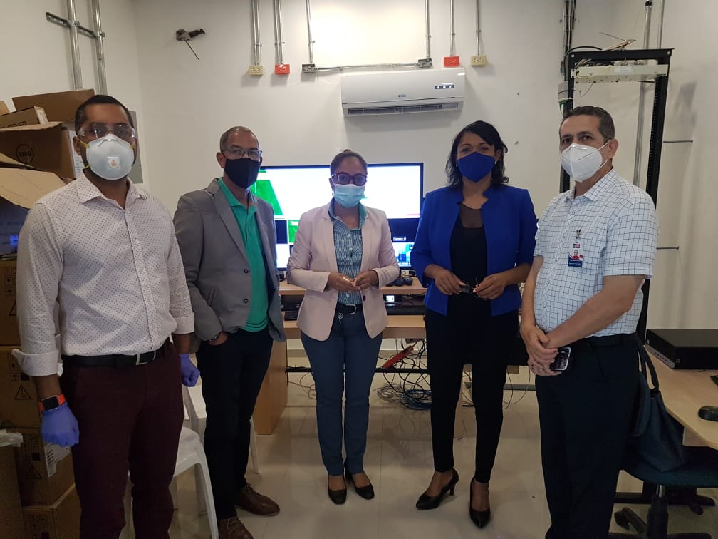 Subcomisiones de transición TIC del MINERD realizan reuniones de trabajo