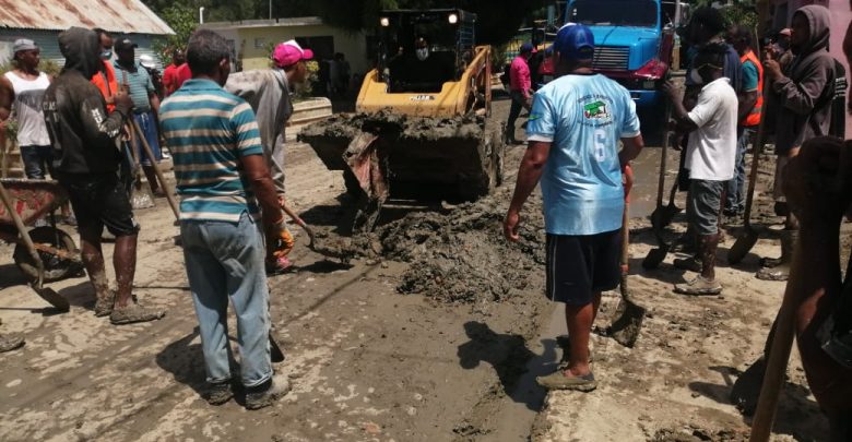 MOPC interviene a Uvilla para evitar futuras inundaciones