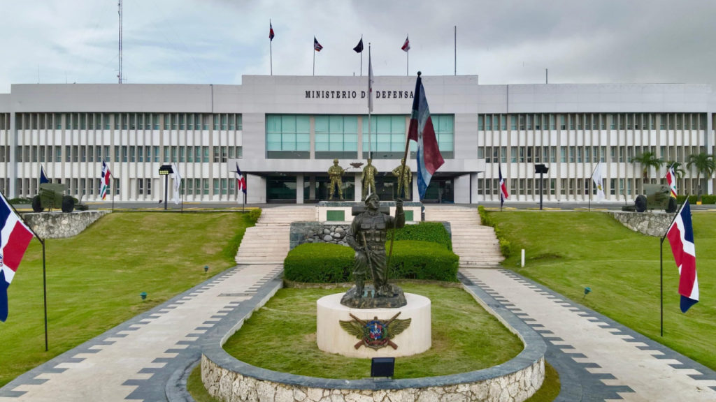 fachada del Ministerio de defensa