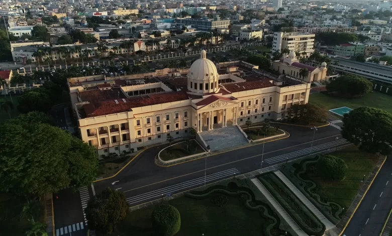 Presidente Abinader firma decreto para evaluar estadio de béisbol en el Ensanche La Fe