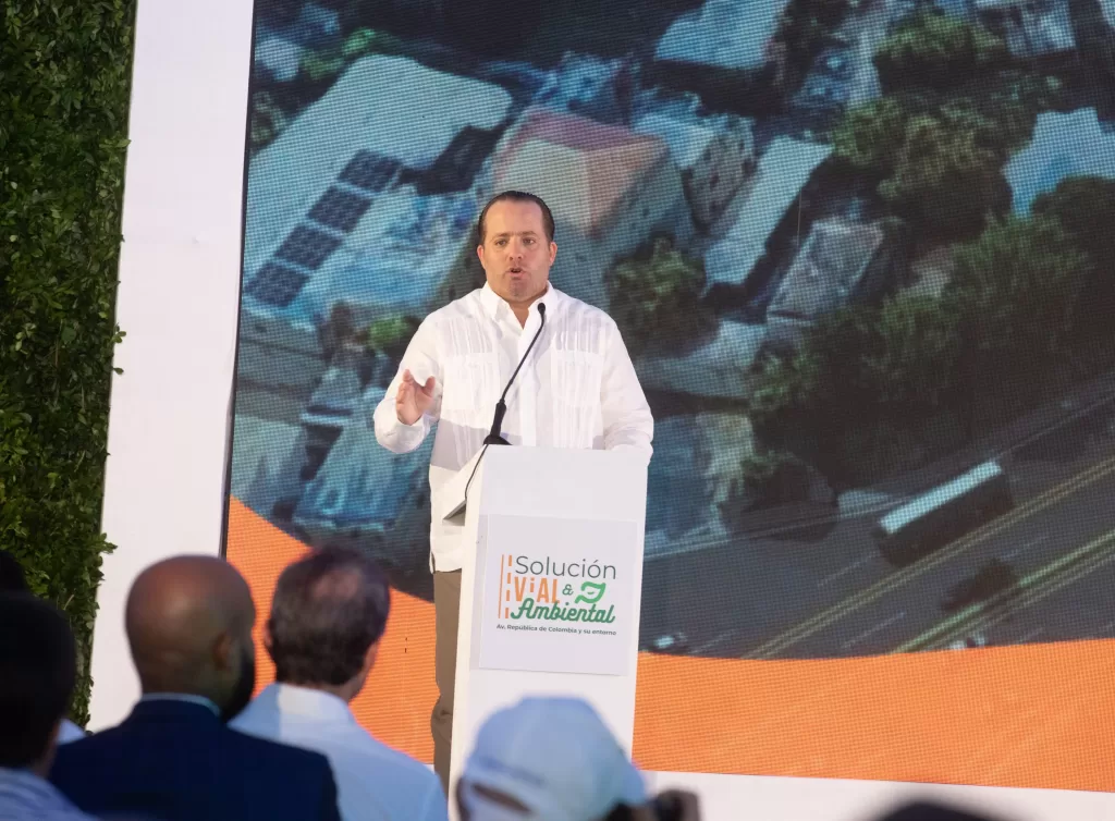 Ministro presentan el proyecto vial y ecológico para la Av. República de Colombia durante acto en el Jardín Botánico