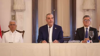 Presidente Luis Abinader en el Salón Las Cariátides del Palacio Nacional, durante el Segundo Encuentro Nacional para la Reforma Penitenciaria.