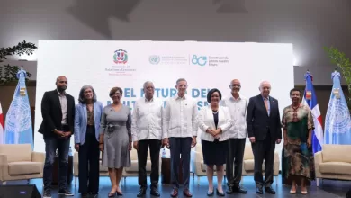 El panel central "El Futuro del Multilateralismo: Una mirada desde República Dominicana" en el Centro de Convenciones del Mirex.